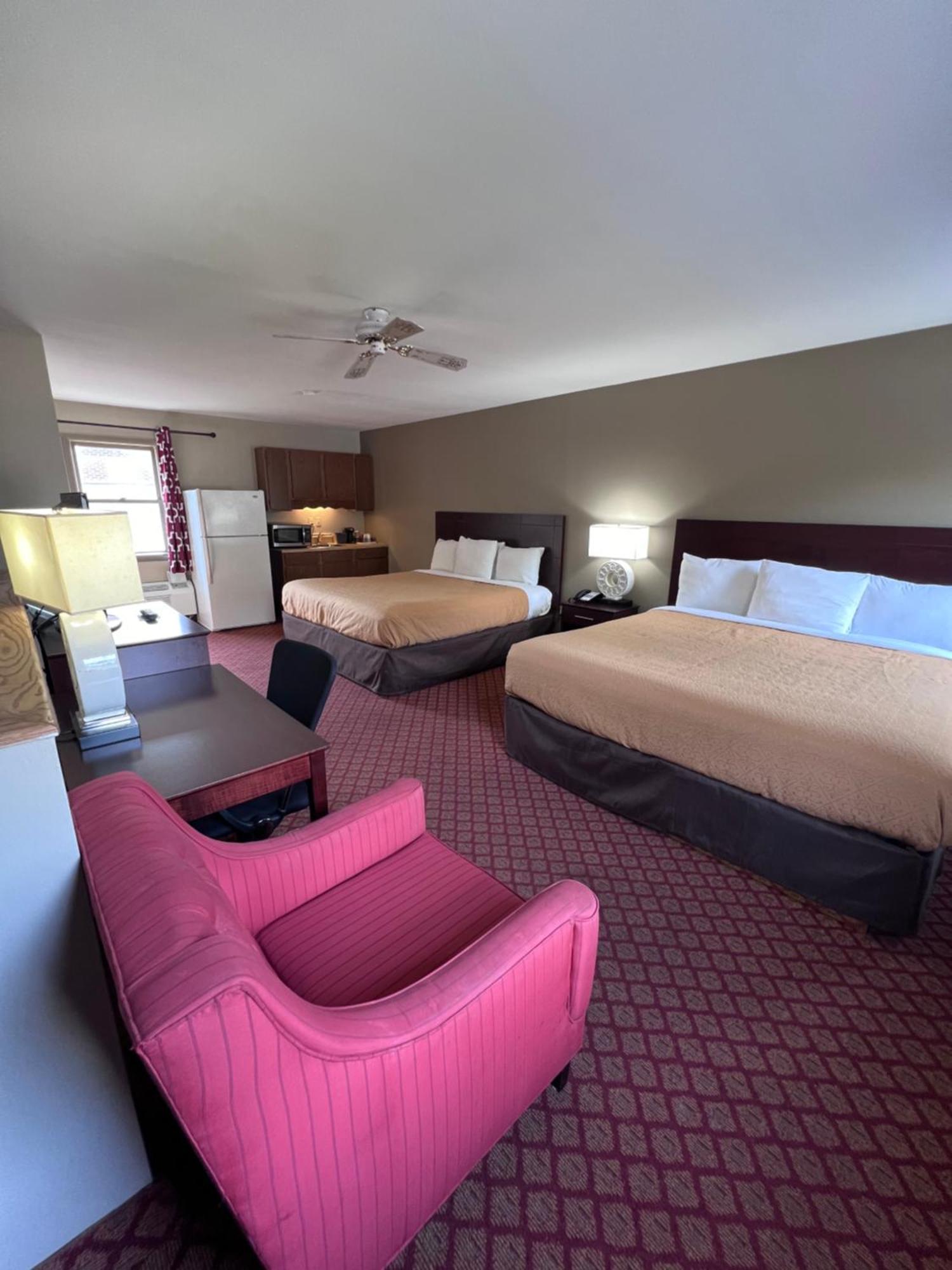 Rodeway Inn & Suites Hershey Exteriör bild