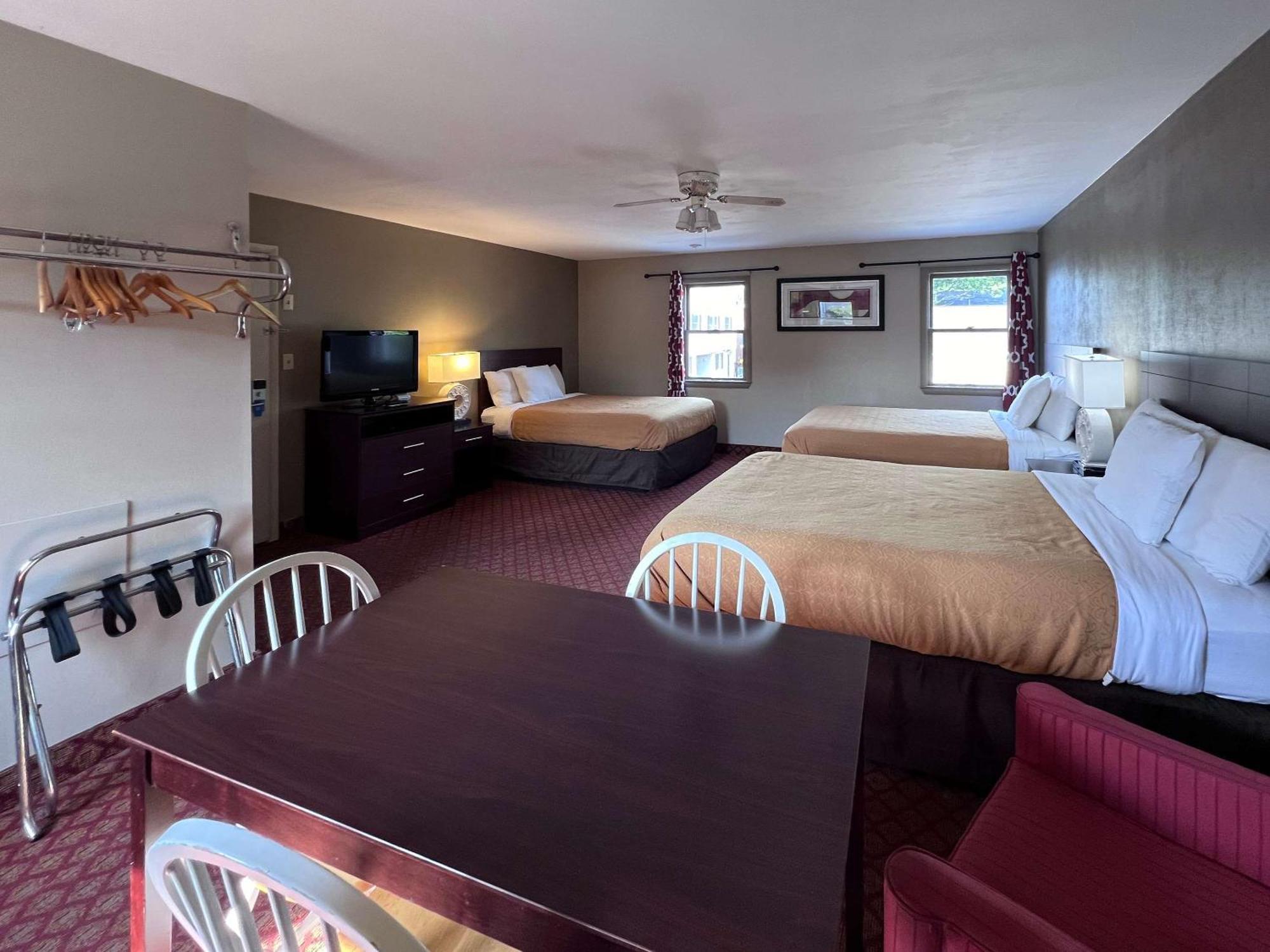 Rodeway Inn & Suites Hershey Exteriör bild